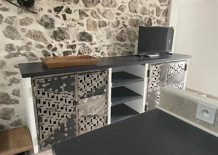 Hébergement de vacances Maison De Caractère Peyroules